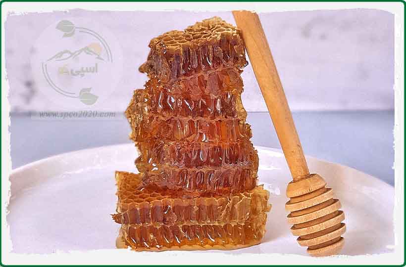 عسل با موم